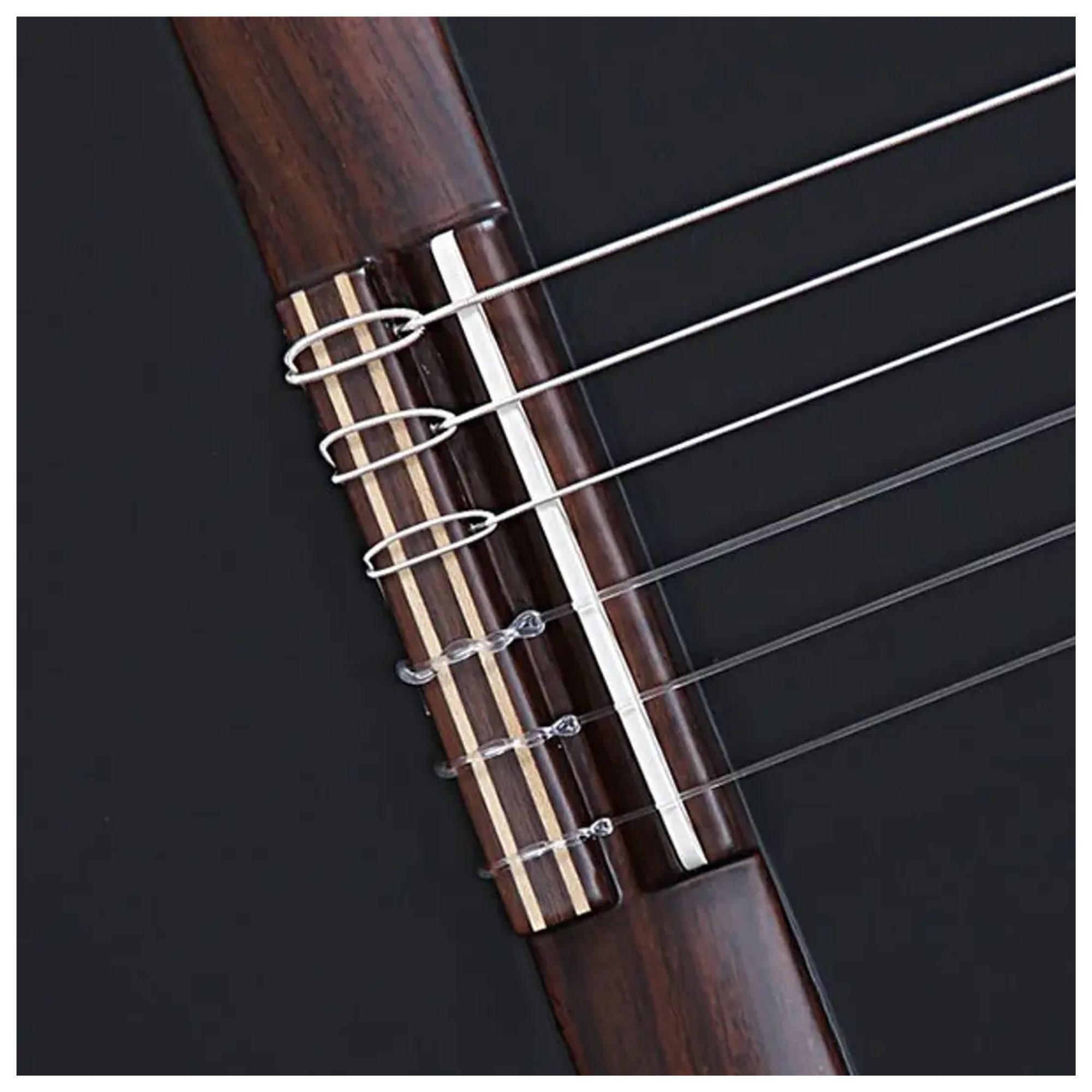 Guitarra Clásica 1C Black Satin + Funda 4/4 10 Mm Alhambra